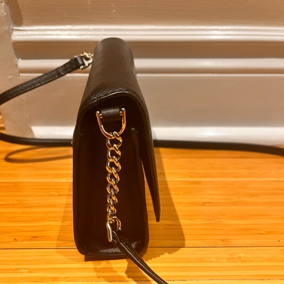 Kate Spade cross body purse - Picture 4 of 8